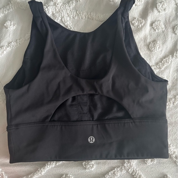 Lululemon Sports Bra size 6 - Picture 2 of 2